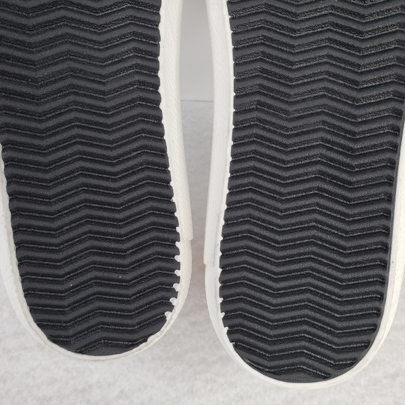 Steve Madden Stared Faux White Leather Faux Pink Sherling Sneaker Sz 7.5M - Picture 8 of 10